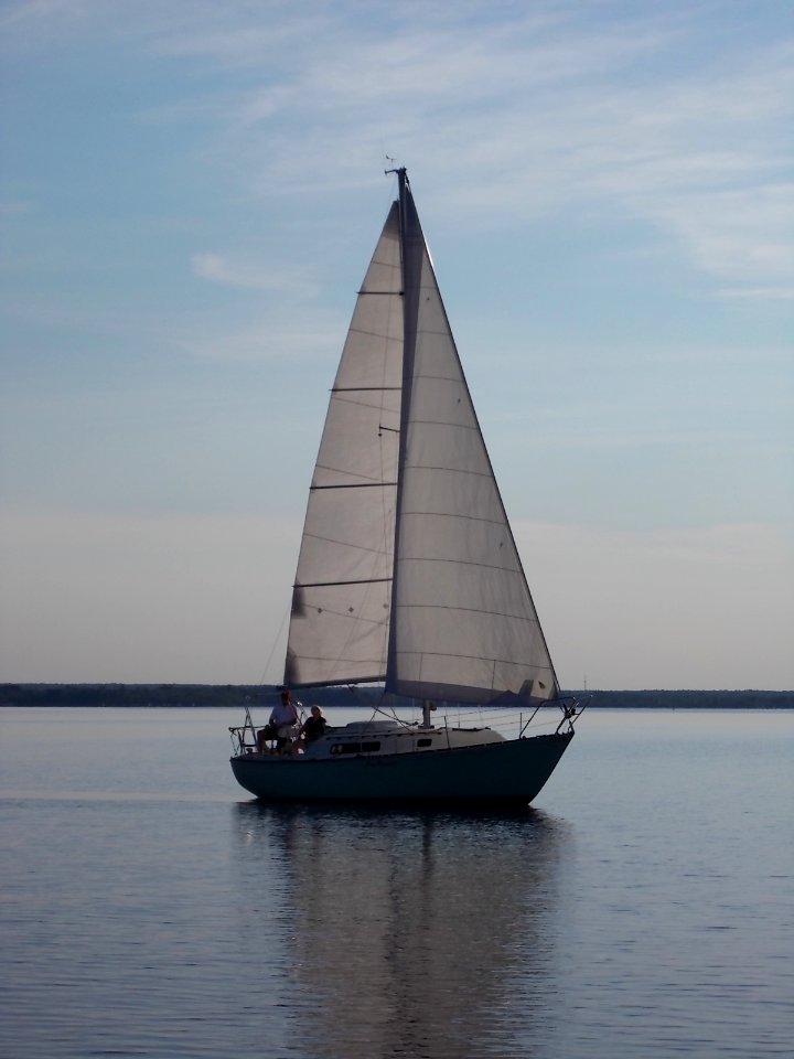 C&C 27 Mk 3 sailboat Pier Pressure 2546