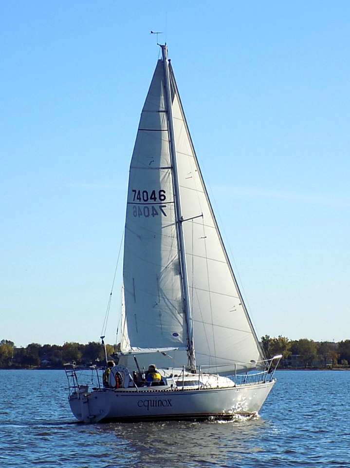 C&C 25 Mk II sailboat Equinox 1648