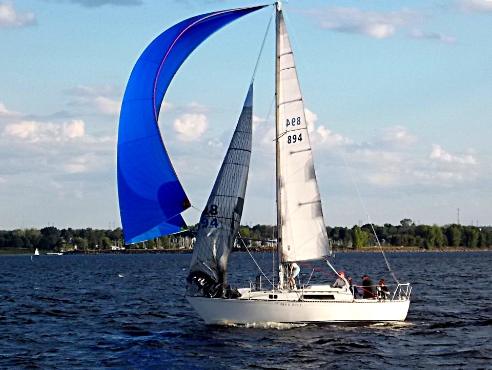 C&C 27 Mk 3 sailboat Blue Zulu 2667