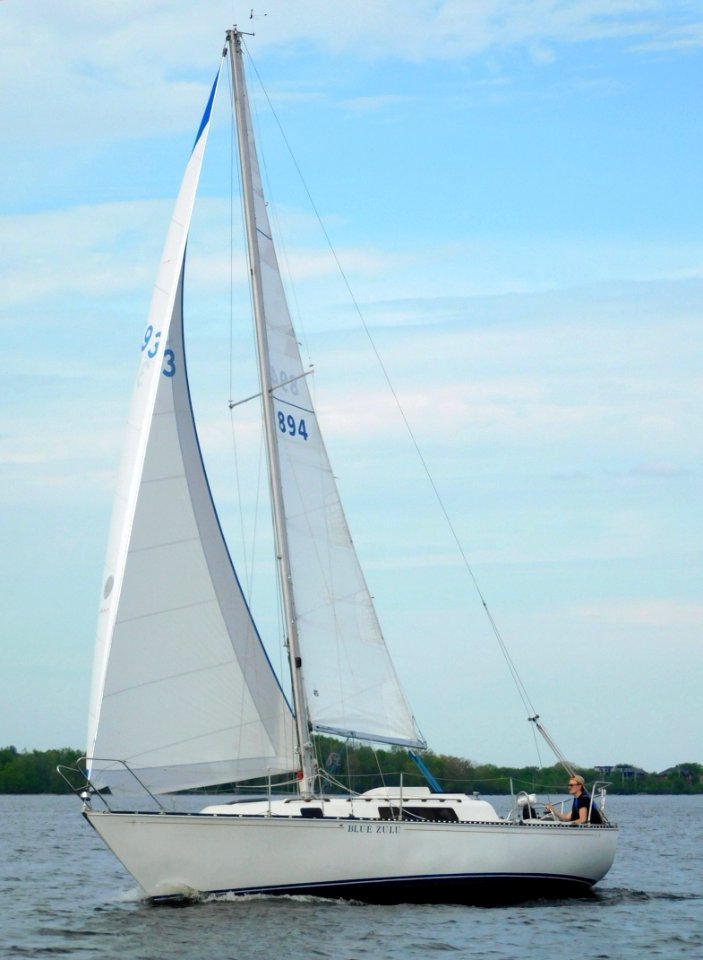 C&C 27 Mk 3 sailboat Blue Zulu 1211