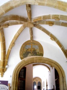 Cáceres - Monasterio de San Francisco el Real, claustro principal 08
