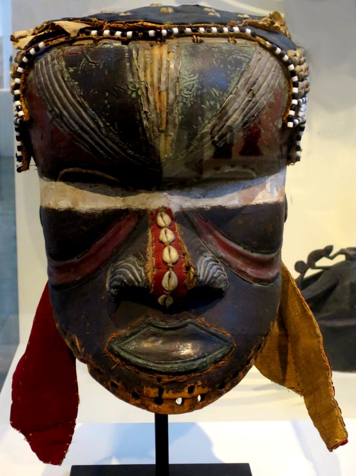 Bwoom mask, Bushoong Kuba people, Honolulu Museum of Art, 4254.1 (front)