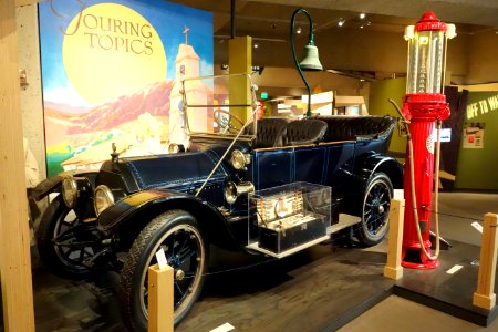 Cadillac, 1913 - Oakland Museum of California - DSC05196
