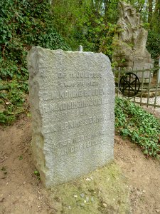 Cadier en Keer-Vlaams monument