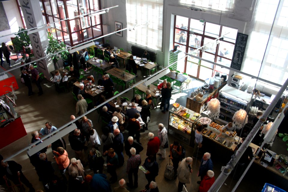 Cafe på Dieselverkstaden
