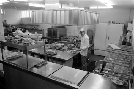 Cafe-restaurant Stuttenburgh in Monnickendam, opdracht Hotelrevue, Bestanddeelnr 926-0676