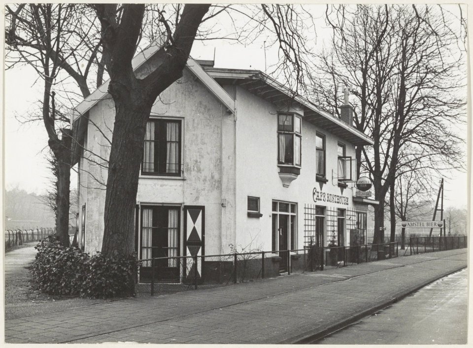 Café Rusthoven, Brederodelaan 80, zuidoostzijde