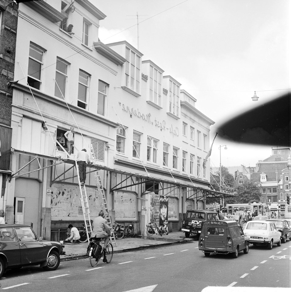 Cafe Restaurant Moderne in Amsterdam gesloten, wordt vernieuwd, Bestanddeelnr 926-4279
