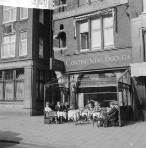 Cafeetje, dat gaat verdwijnen, Bestanddeelnr 912-9693