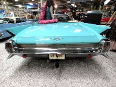 Cadillac Series 62 Convertible - 2