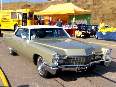 Cadillac SEDAN DE VILLE dutch licence registration AL-63-23 pic1