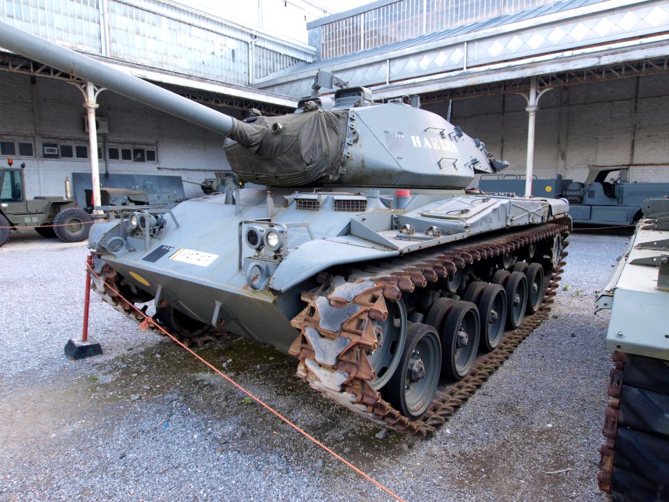 Cadillac GMC M41 Walker Buldog photo1
