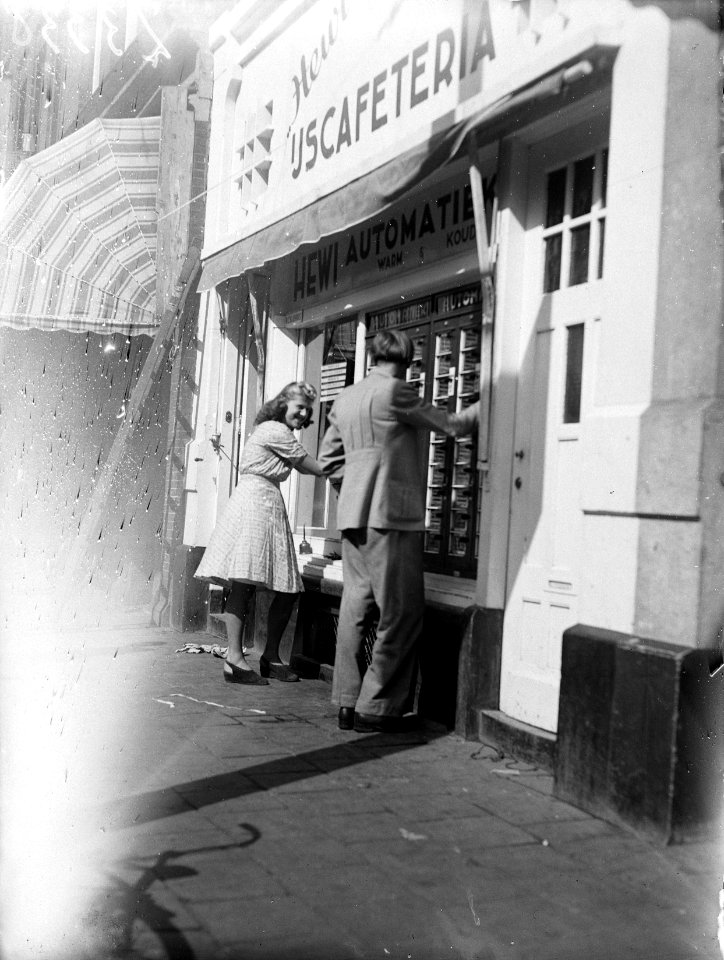 Cafetaria, Bestanddeelnr 902-3338