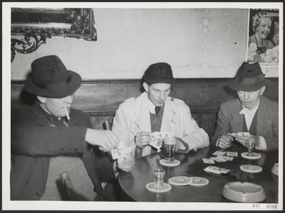 Cafes, mannen, kaarten, Paul, Heinrich, Karl, Bestanddeelnr 047-0394