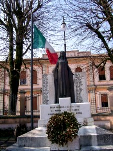 Caduti Isola Rizza1