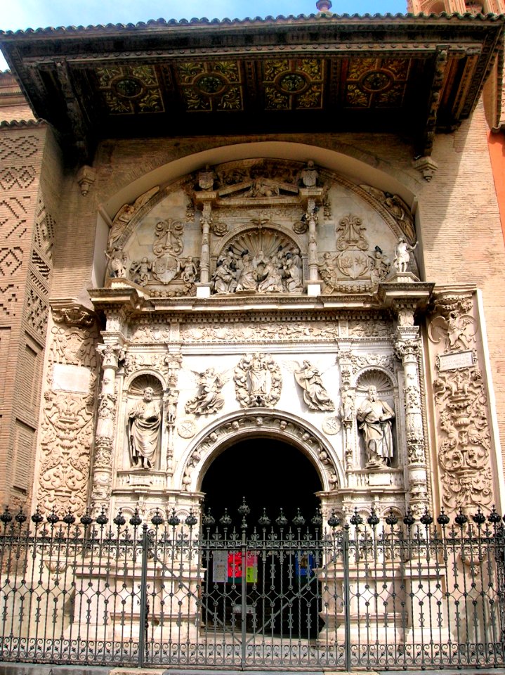 Calatayud - Colegiata de Santa Maria Mayor 01