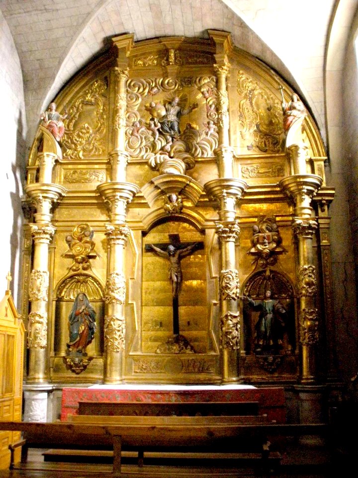 Calahorra - Iglesia de San Andrés, interior 11