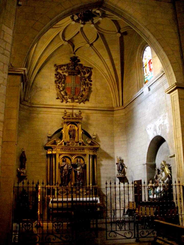 Calahorra - Iglesia de San Andrés, interior 26
