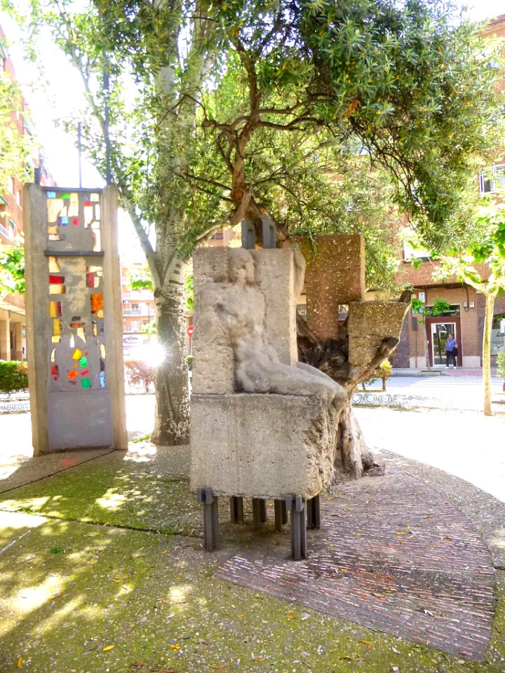 Calahorra - Monumento a la Libertad 2