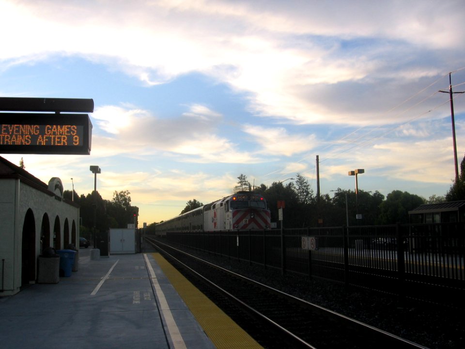 California Avenue Train Station 1277 16