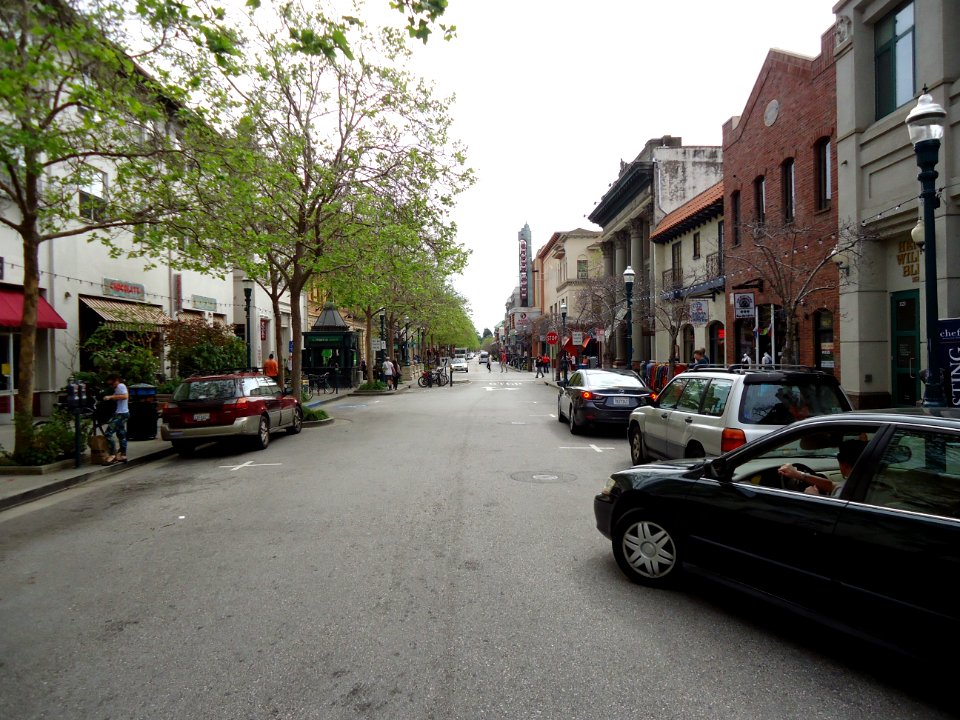 California Santa Cruz street with cars and shops