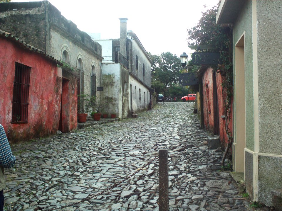 Calle de Los Suspiros towards Plaza Mayor