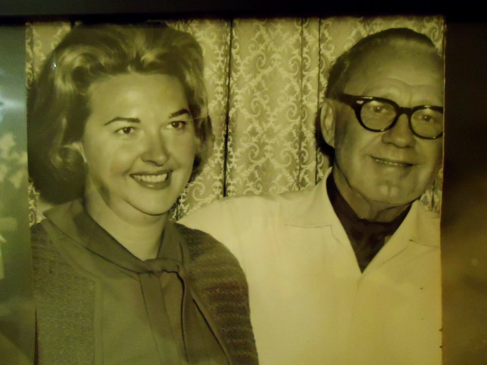 California artist Dorothy Wright Sulcer with comedian Jack Benny circa 1950s