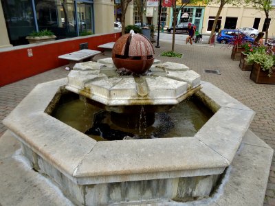 California Santa Cruz public fountain