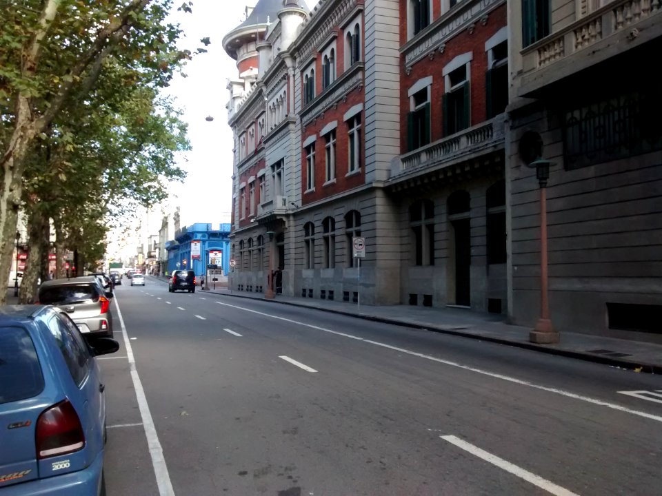 Calle Colonia, Montevideo