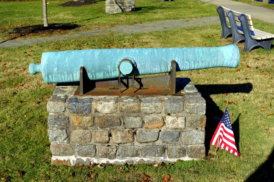 Cannon No. 74, Revere Copper Co., 1218 lbs, T. J. R. 1862 - Faxon Veterans Memorial Park - Stoughton, Massachusetts - DSC01780