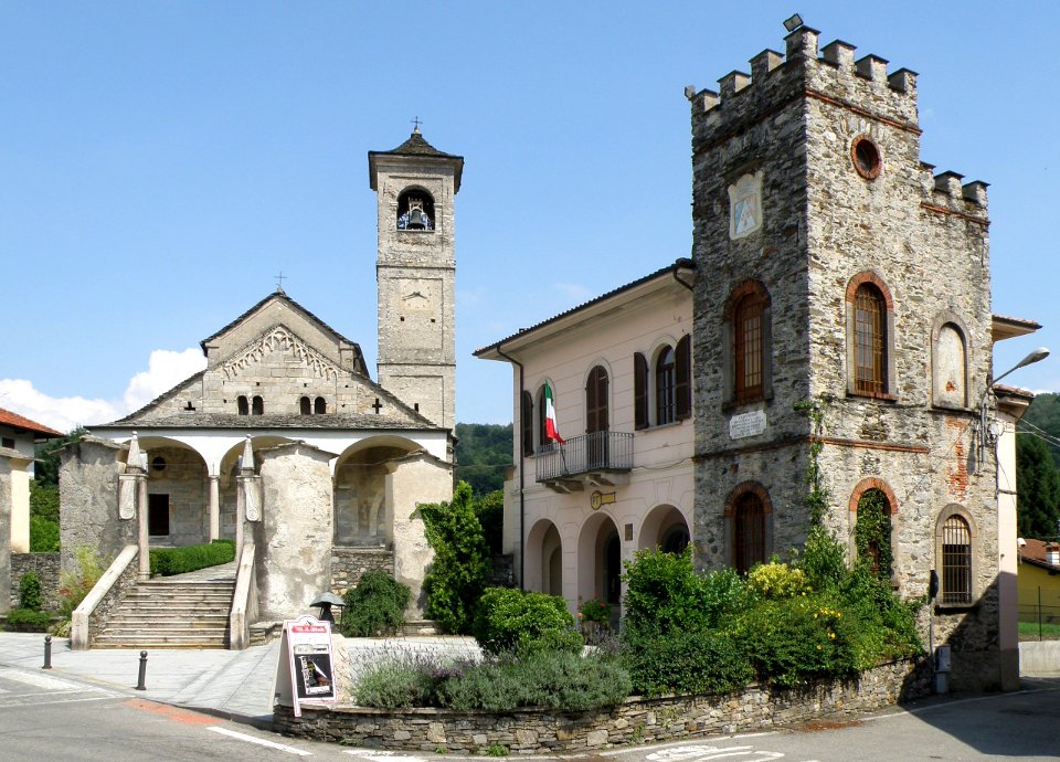 Carpugnino Piazza I Gennaio 3.psd