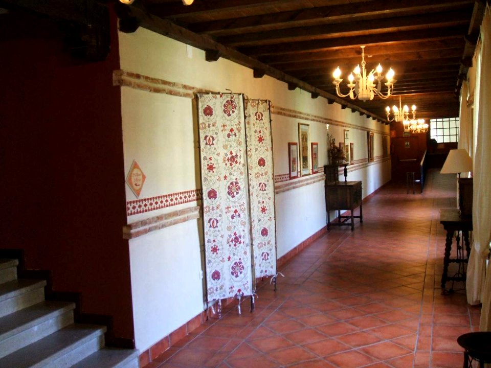 Carrión de los Condes - Monasterio de San Zoilo, claustro 03