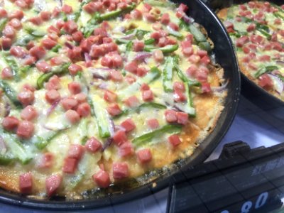 Carrefour pizza in China - 2