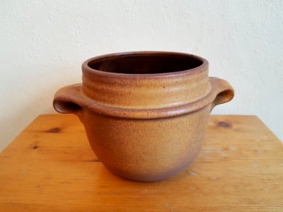 Carstens planter brown