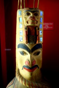Carving of chief (detail), Haida, c. 1890, wood, paint, abalone shell - Fairbanks Museum and Planetarium - DSC04327