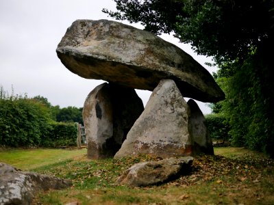 Carreg Coetan Arthur H7a