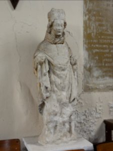 Carville-Pot-de-Fer (Seine-Mar.) église, statue 05 (abimée) un saint