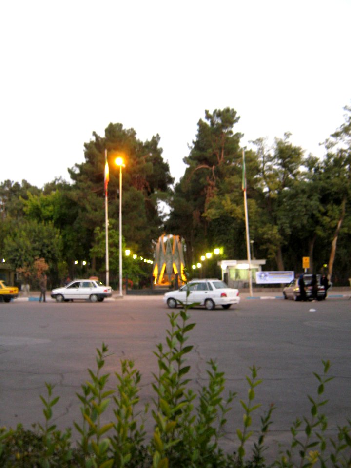 Cars fron of Khayyam tomb - Nishapur 2
