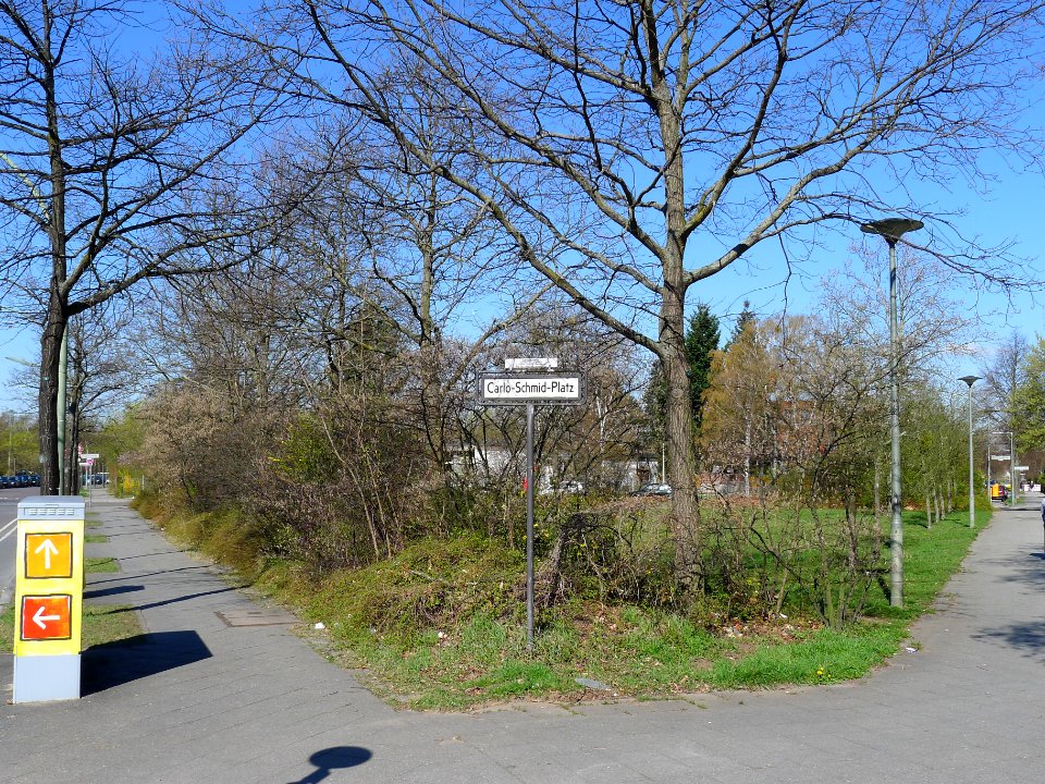 Carlo-Schmid-Platz (Berlin-Wilhelmstadt)