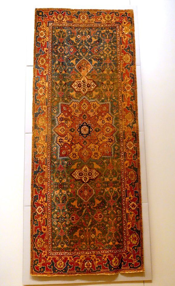 Carpet, Egypt, Cairo, Mamluk Sultanate, c. 1500 AD, wool - Textile Museum, George Washington University - DSC09567
