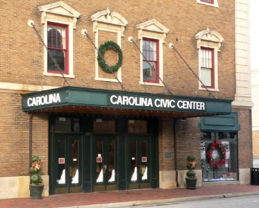 Carolina Civic Center (Lumberton NC) E entrance1