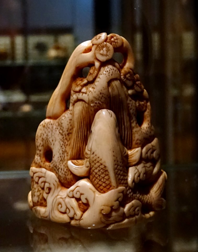 Carp in a waterfall, netsuke, Japan, 18th century AD, ivory - Linden-Museum - Stuttgart, Germany - DSC03490