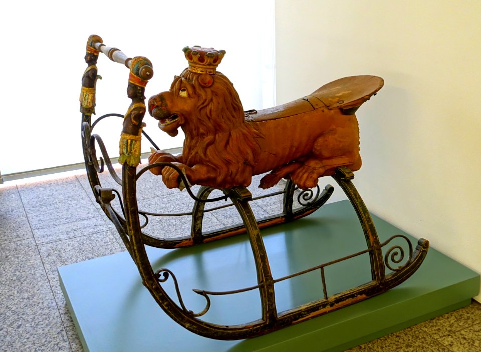 Carousel sleigh used for student rides during carnival festivities, Regensburg, c. 1780-1790, wood, iron - Germanisches Nationalmuseum - Nuremberg, Germany - DSC02768