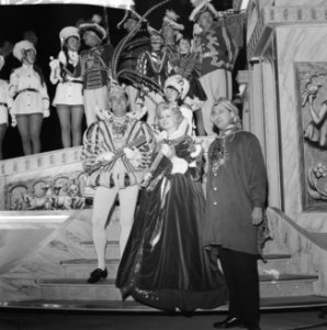 Carnaval in Bergen op Zoom , prins Hubert en prinses Marina, Bestanddeelnr 913-5696
