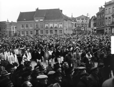Carnaval in Bergen op Zoom aankomst Prins Carnaval, Bestanddeelnr 904-4227