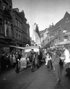 Carnaval in Den Bosch, Bestanddeelnr 909-3463