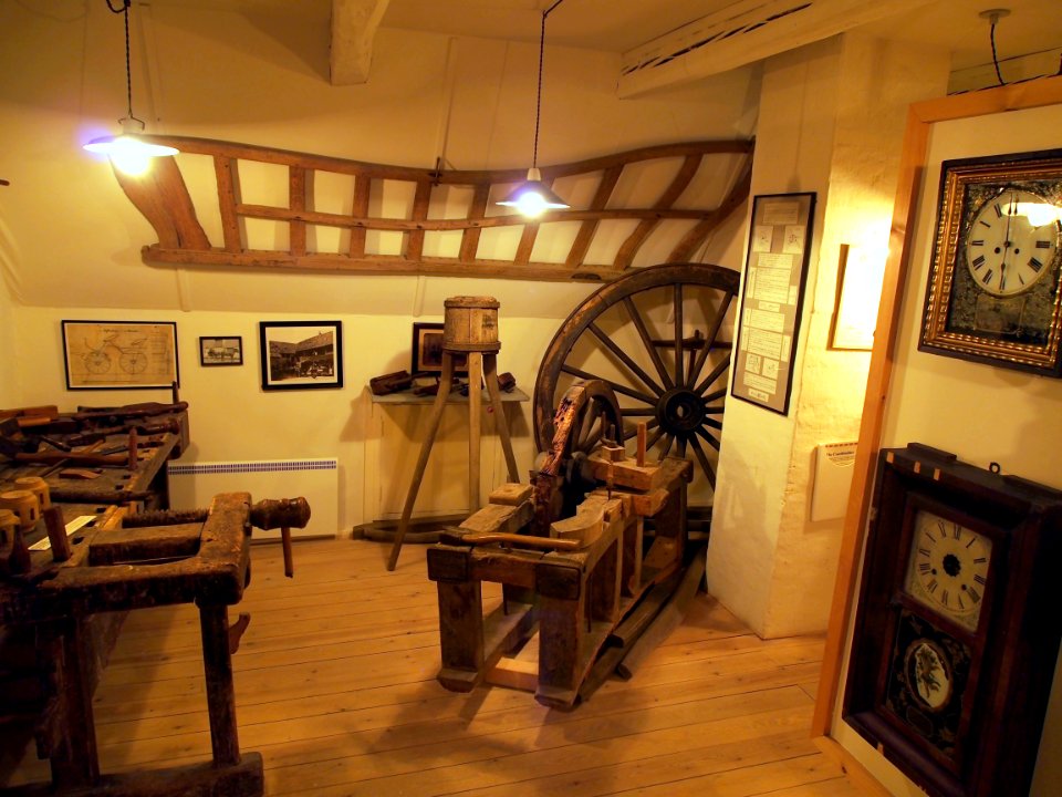 Carpenter workshop pic1
