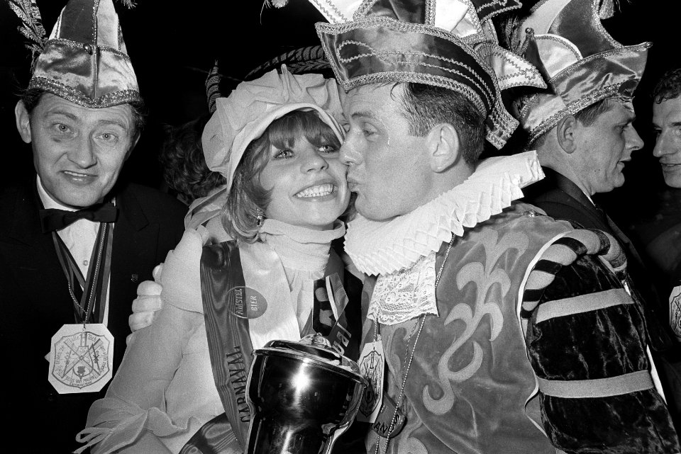 Carnaval in Amsterdam in Krasnapolski, Bestanddeelnr 918-8062