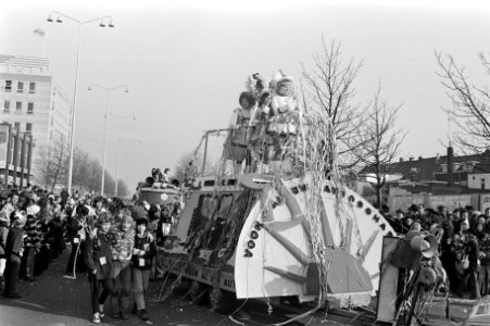 Carnaval in Eindhoven beeld uit de carnavalsoptocht, Bestanddeelnr 927-7395
