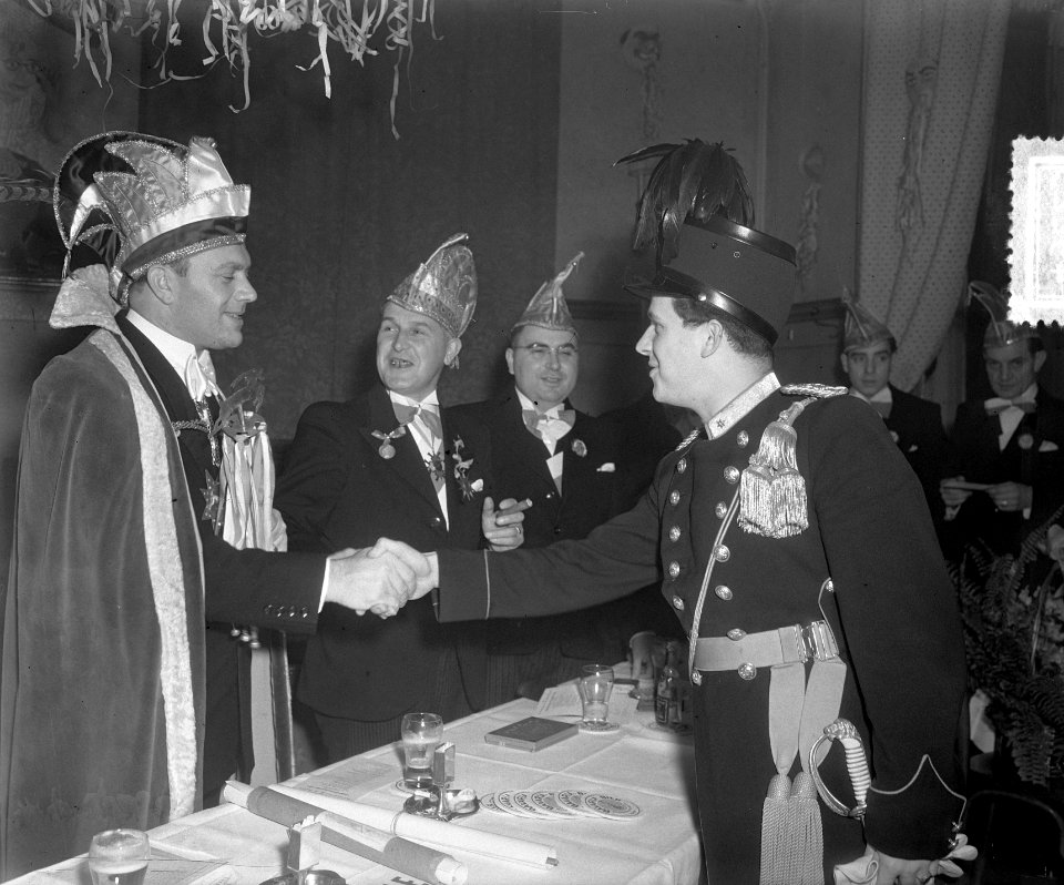 Carnavalsvereniging Valkenburg 70 jaar, Bestanddeelnr 904-9225